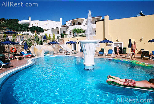 Pefkos Beach Hotel 15